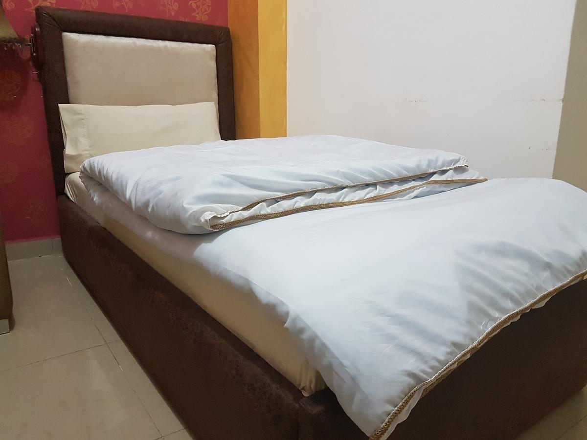 Novo Hotel Brazzaville Bagian luar foto