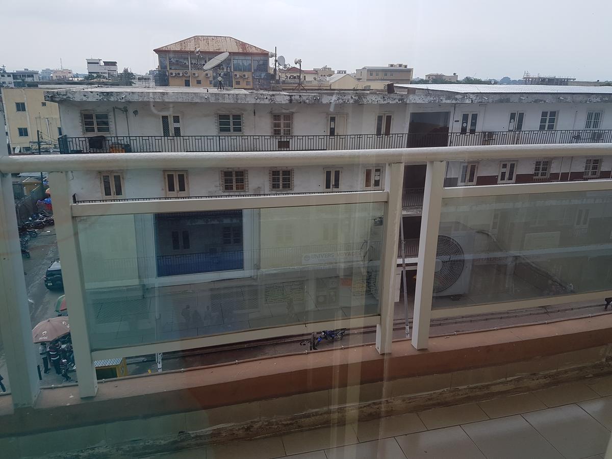 Novo Hotel Brazzaville Bagian luar foto