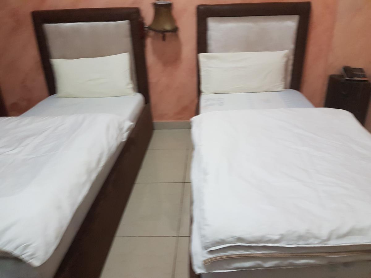 Novo Hotel Brazzaville Bagian luar foto